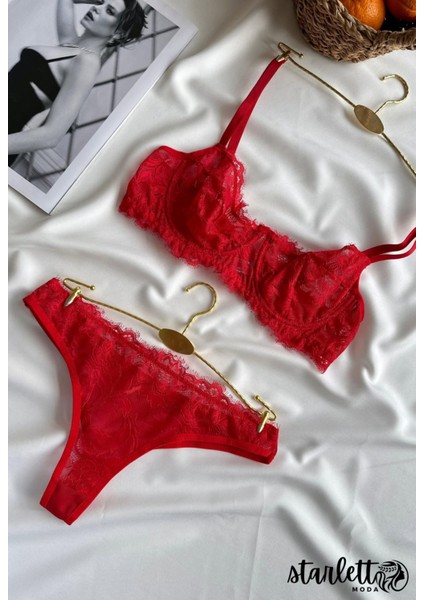 Tutkulu Kırmızı Dantel Sütyen Külot Takımı