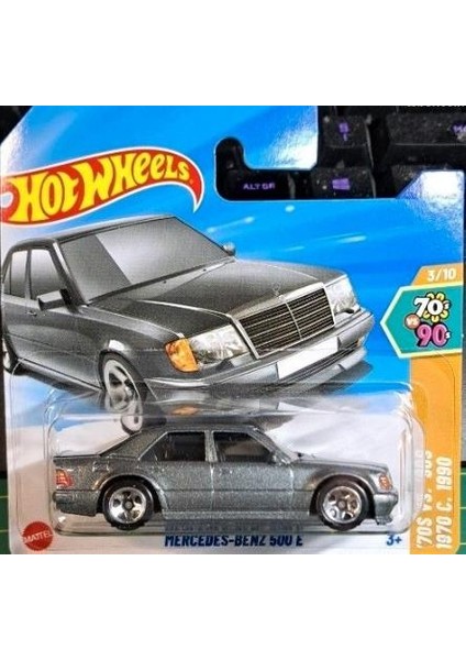 Tekli Arabalar Mercedes-Benz 500 E JBB60 ('70S Vs. '90S)