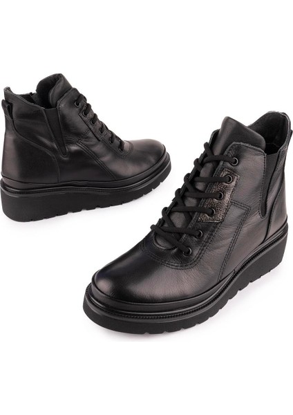 Modern Sade Yumuşak Ortopedik Taban Bot Siyah 3522 fiyatları