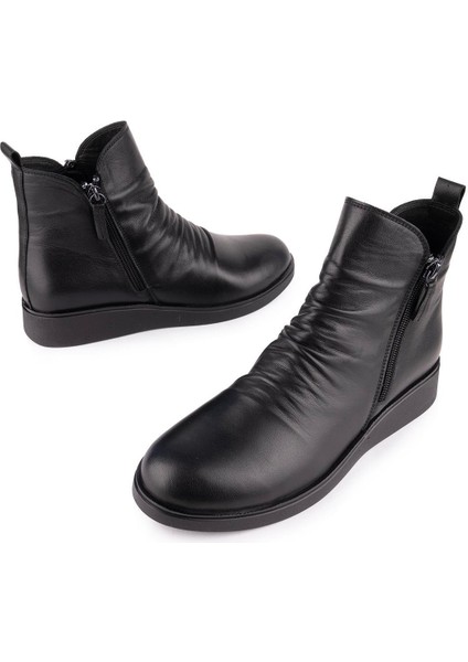 Modern Sade Yumuşak Ortopedik Taban Bot Siyah 2400 fiyatları