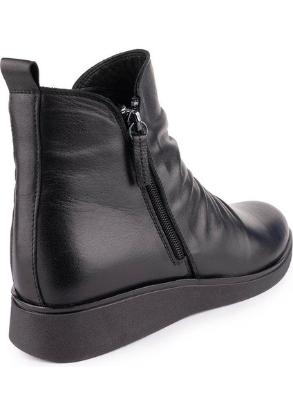 Modern Sade Yumuşak Ortopedik Taban Bot Siyah 2400 indirimleri