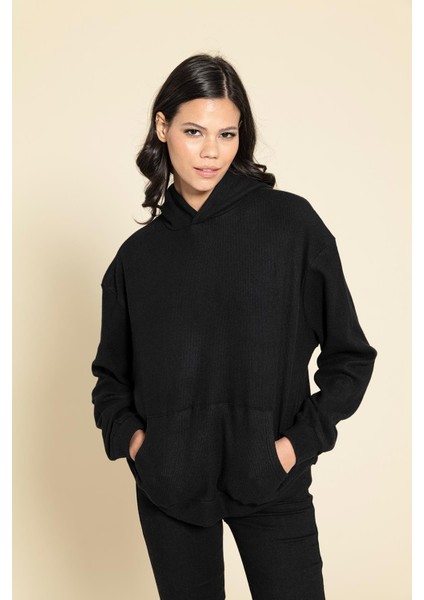 Oversize Kanguru Cepli Siyah Sweatshirt fırsatları