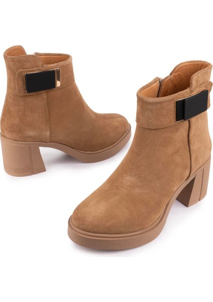 Hakiki Deri Modern Sade Kalın Topuk Bot 15852 Camel Süet fiyatları