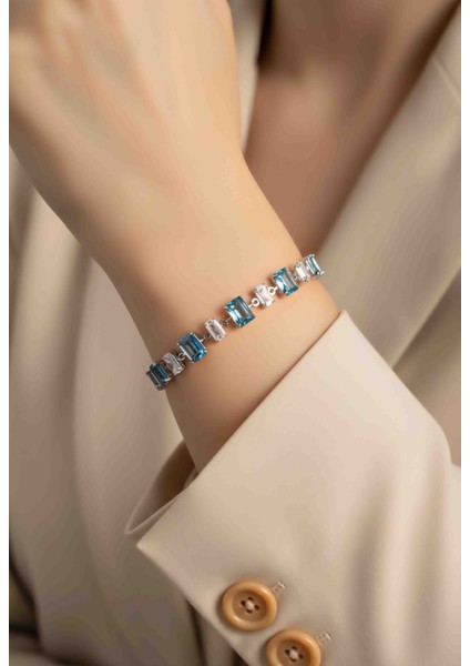 Turkuaz Zirkon Taşlar ve Zarif Dokunuş Paslanmaz Çelik Bileklik