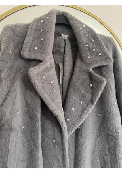 Butik Peluş Taş Detaylı Astarlı Cepli Kürk indirimleri