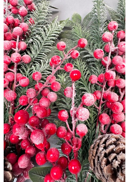 Karlı Kokina 80 cm 120 Meyveli ve Kozalaklı Yılbaşı Bitkisi Tek Dal fırsatları