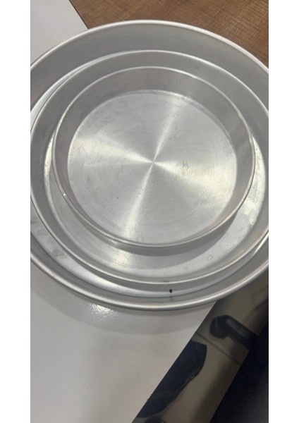 Alüminyum 3’lü Fırın ve Kek Kalıbı Seti – Yapışmaz Yüzeyli, Yüksek Isı Dağılımlı, Derin Yuvarlak Kalıp Modelleri ile Kek, Pasta ve Fırın Yemekleri Için Çok Amaçlı Kullanım modelleri