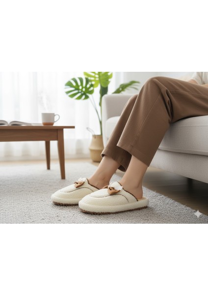 Kadın Peluş Ev Terliği Kışlık fırsatları