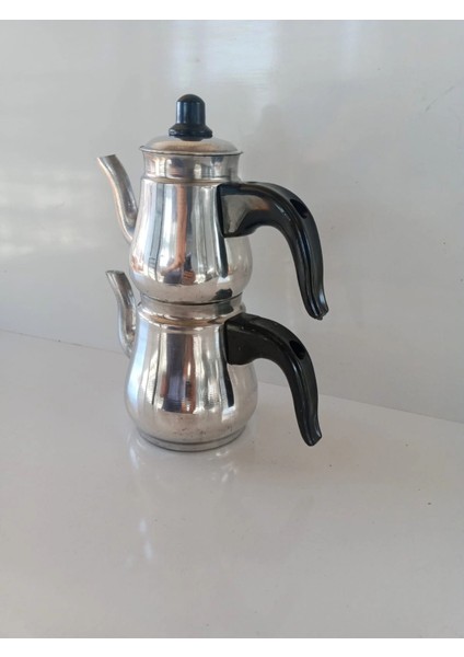 Mini, Küçük, Şirin'mi Şirin Çaydanlık. Sıfır (0) Numara. indirimleri