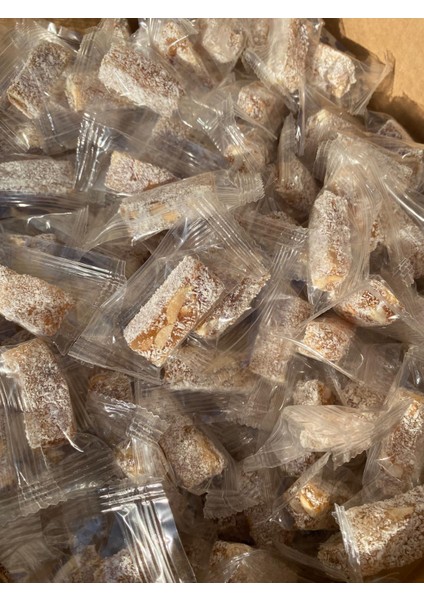 Hindistan Cevizi Kaplamalı Duble Yer Fıstıklı Lokum Tek Tek Paketli – Premium Ikramlık fiyatları