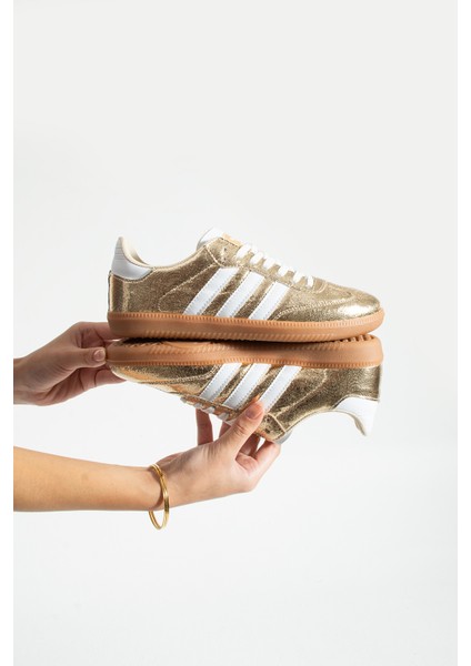 Şeritli Ince Taban Bağcıklı Trend Kadın Spor Ayakkabı