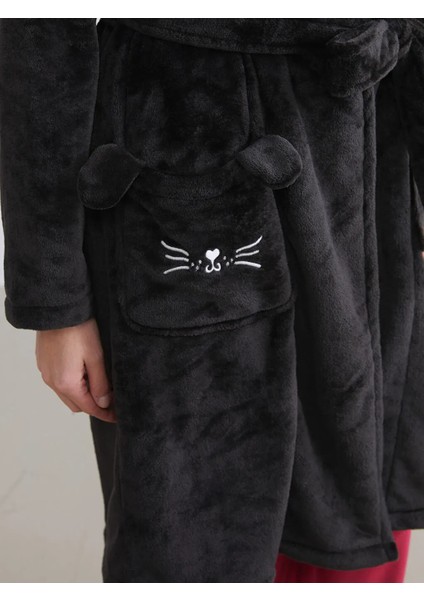 Lcw Dream Siyah Kruvaze Yaka Pelüş Kadın Sabahlık modelleri