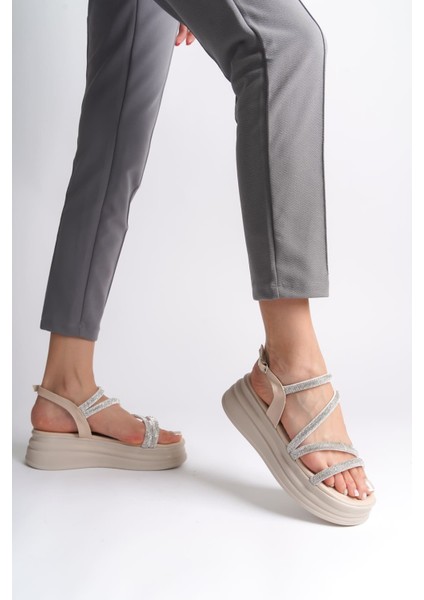Rıley Ince Tokalı Taşlı Şeritli Ortopedik Taban Kadın Sandalet Ckt - Krem