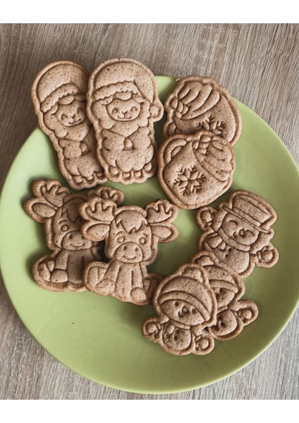 5’li Yılbaşı Temalı Kurabiye Kalıbı Seti – Noel Figürleri fırsatları