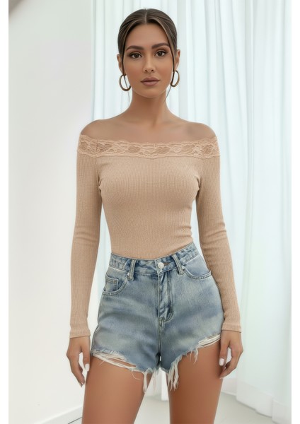 Dantelli Kayık Yaka Slim Fit Bluz modelleri
