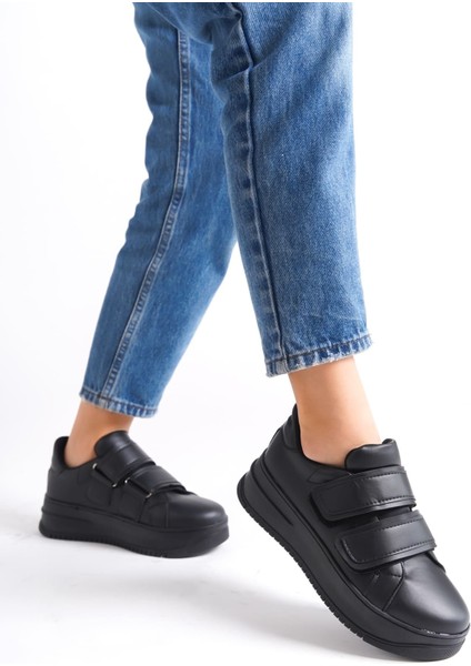 Valencıa Bağcıksız Cırt Cırtlı Ortopedik Taban Kadın Sneaker Spor Ayakkabı Cst - Siyah