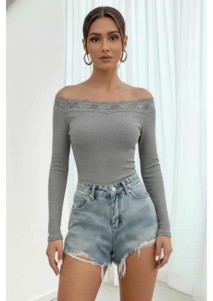 Dantelli Kayık Yaka Slim Fit Bluz fiyatları