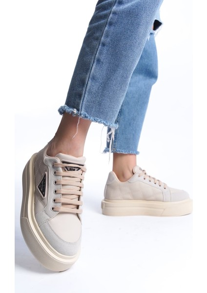 Prag Bağcıklı Ortopedik Taban Desenli Kadın Sneaker Spor Ayakkabı Ckt - Krem