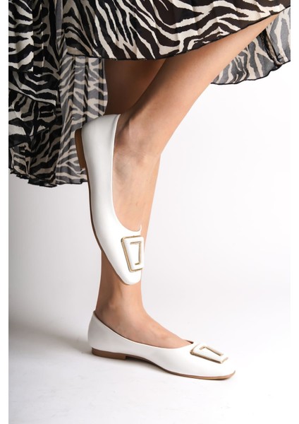 Kaylee Bağcıksız Ortopedik Rahat Taban Toka Detaylı Kadın Babet Ayakkabı Ckt - Beyaz fiyatları