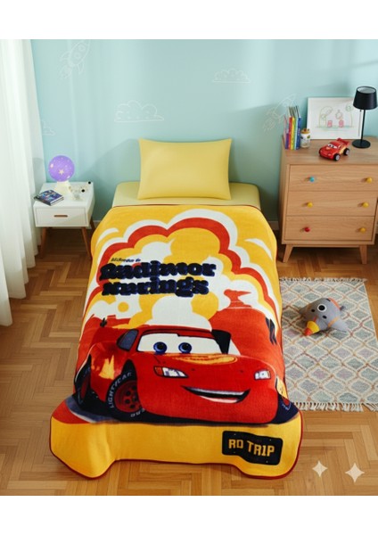 Disney Cars Lisanslı Şimşek Mcqueen Yatağı Tek Kişilik Polar Battaniye 155X215CM fiyatları