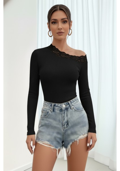 Dantelli Çapraz Yaka Slim Fit Bluz