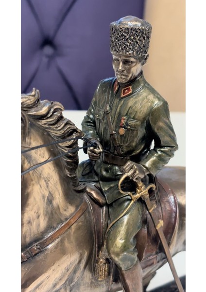 Veronese Atatürk Heykeli - Ofis Hediyeleri ve Öğretmenler Günü İçin modelleri