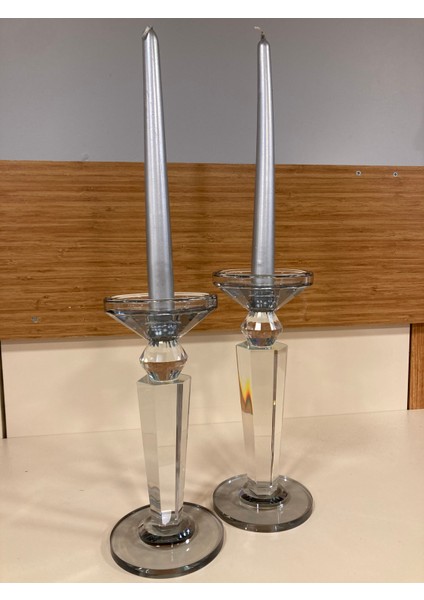 Şamdan Mumluk 2'li Kristal Piramit Model Füme Renk Yükseklik 24 ve 22 cm Çap 10 cm indirimleri