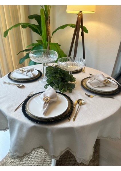 Keten Dokulu Gold Simli Dantel Detaylı Ekru Yuvarlak Masa Örtüsü (Peçete Dahil Değil)