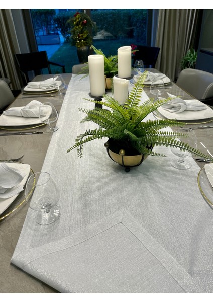 Keten Dokulu Gümüş Simli Beyaz Uzun Runner (Peçete Dahil Değil )