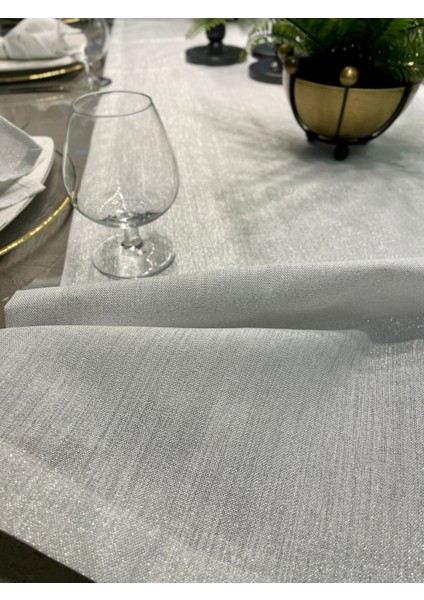 Keten Dokulu Gümüş Simli Beyaz Uzun Runner (Peçete Dahil Değil ) fırsatları