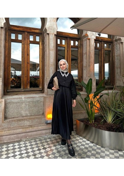 Luxefit Deri Görünümlü Lastikli Piliseli Etek (90 cm)