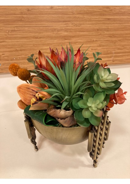 Yapay Skulent Döküm Pirinç Saksı Içi Arajman Turuncu Karışık Yükseklik 26 cm Çap 15 cm modelleri