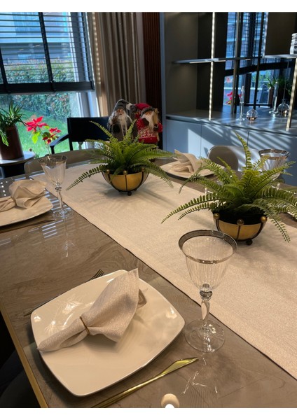 Gold Simli Ekru Uzun Runner Gold Simli Masa Örtüsü (Peçete Dahil Değil )