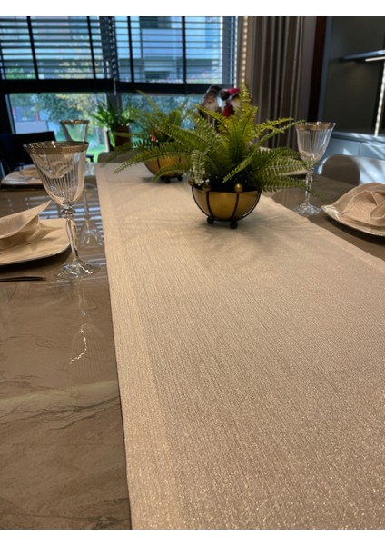 Gold Simli Ekru Uzun Runner Gold Simli Masa Örtüsü (Peçete Dahil Değil ) fırsatları