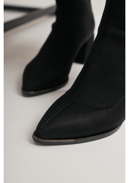 Anas Siyah Sivri Burunlu Dalgıç Kumaş Bot indirimleri