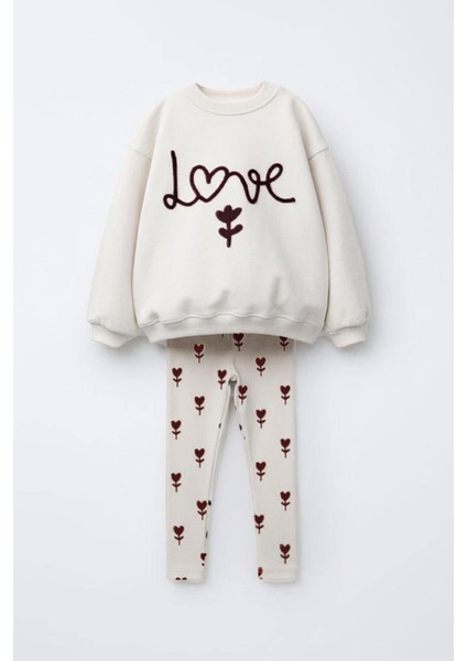 Kız Çocuk Nakış Detaylı 3 Iplik Pamuklu Kumaş Alt Üst Takım