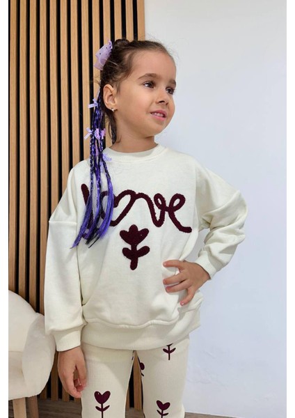 Kız Çocuk Nakış Detaylı 3 Iplik Pamuklu Kumaş Alt Üst Takım modelleri