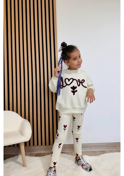 Kız Çocuk Nakış Detaylı 3 Iplik Pamuklu Kumaş Alt Üst Takım fırsatları