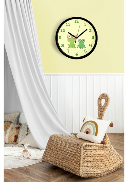 Gözlüklü Kurbağalar Çocuk Odası Duvar Saati - 25CM - Önü Camlı Siyah Kasa - Sessiz Mekanizma fiyatları