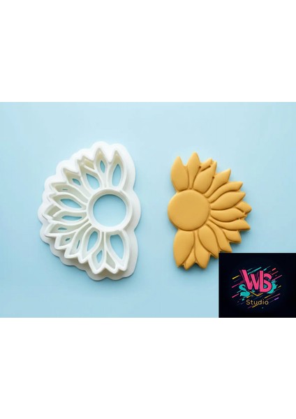 Yarım Ay Çiçeği Kurabiye Kalıbı ve Şeker Hamuru Şekillendirici