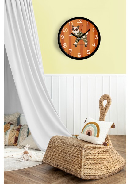 Güneş Gözlüklü Kaykay Yapan Sevimli Köpek Çocuk Odası Modern Duvar Saati - 25CM - Önü Camlı fiyatları