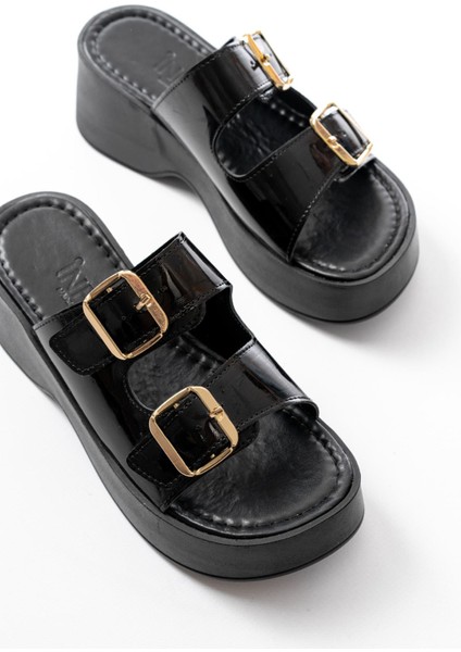 24414-574 Siyah Rugan Günlük Tokalı Dolgu Topuk Kadın Terlik fırsatları