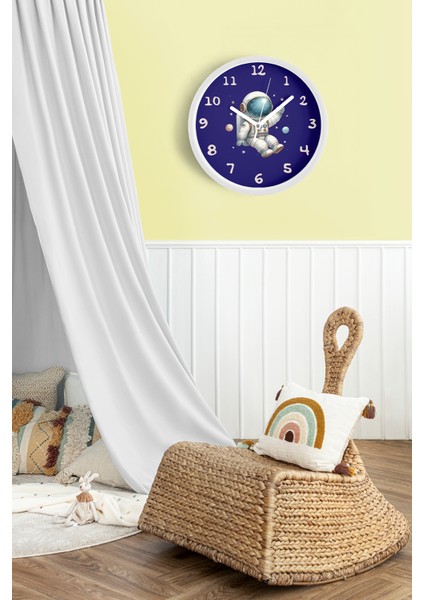 Astronot Tasarımlı Modern Çocuk Odası Duvar Saati - 25CM - Önü Camlı Beyaz Kasa - Sessiz Mekanizma fiyatları
