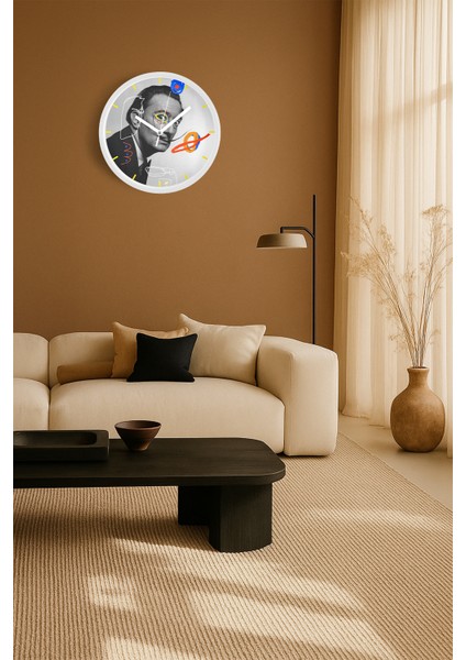 Modern Sanatçı Salvador Dali Portreli Modern Duvar Saati - 25CM - Önü Camlı Beyaz Kasa fiyatları