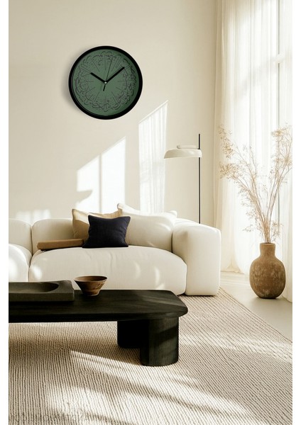 Yeşil Zeminli Arapça Hat Yazılı Islami Modern Duvar Saati - 25CM - Önü Camlı Siyah Kasa fiyatları