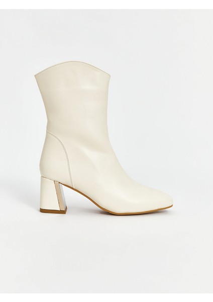 Yeni Sezon Deri Görünümlü Kadın Topuklu Bot fiyatları