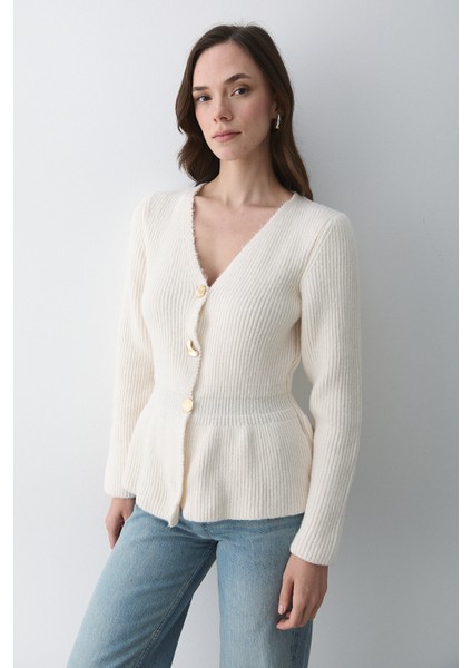 Krem 3 Düğmeli Pileli Hırka - 251065 modelleri