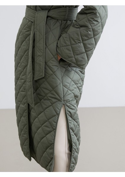 Yeni Sezon Ceket Yaka Kapitone Kadın Şişme Mont fırsatları