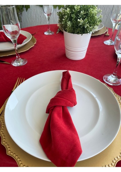 Kadife Dokulu Dertsiz Kırmızı Yuvarlak Masa Örtüsü (Peçete Dahil Değil )
