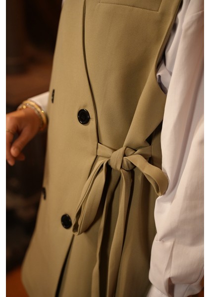 Nicole Yelek fırsatları